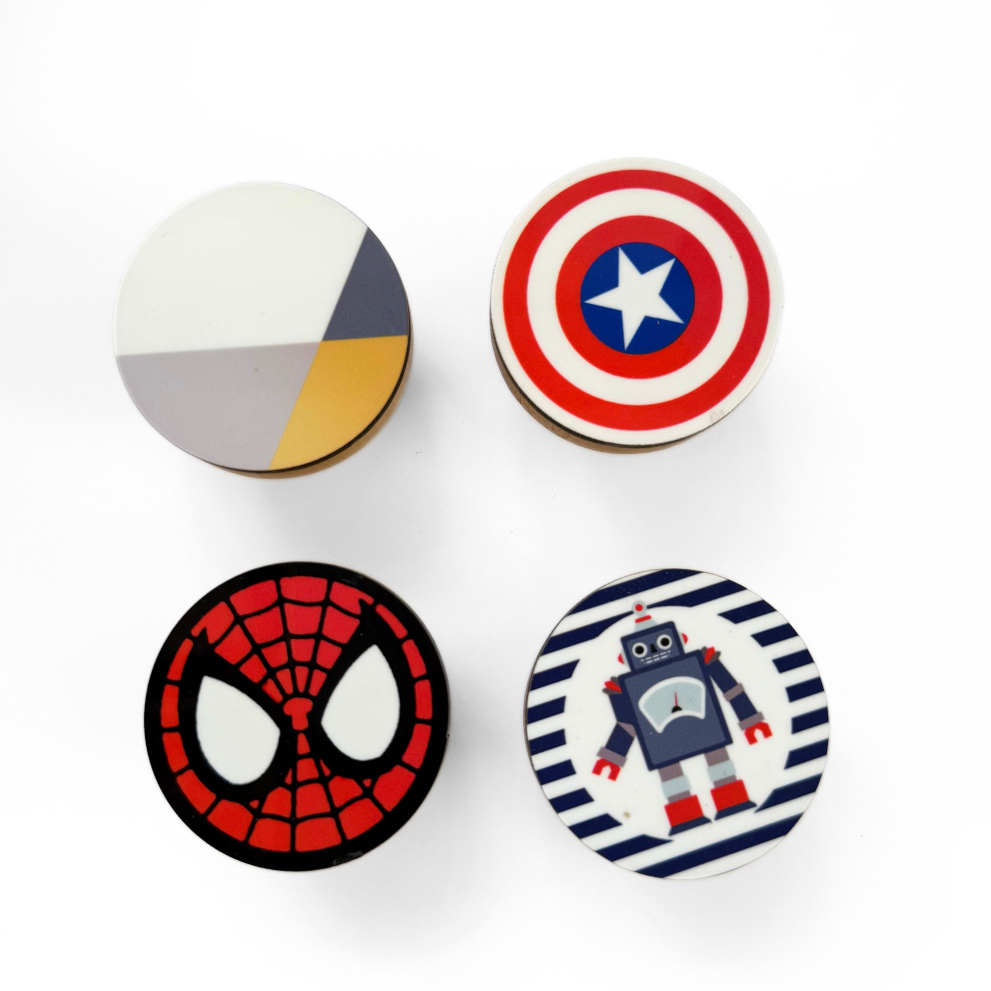 סט של 4 ידיות מעוצבות לחדר ילדים