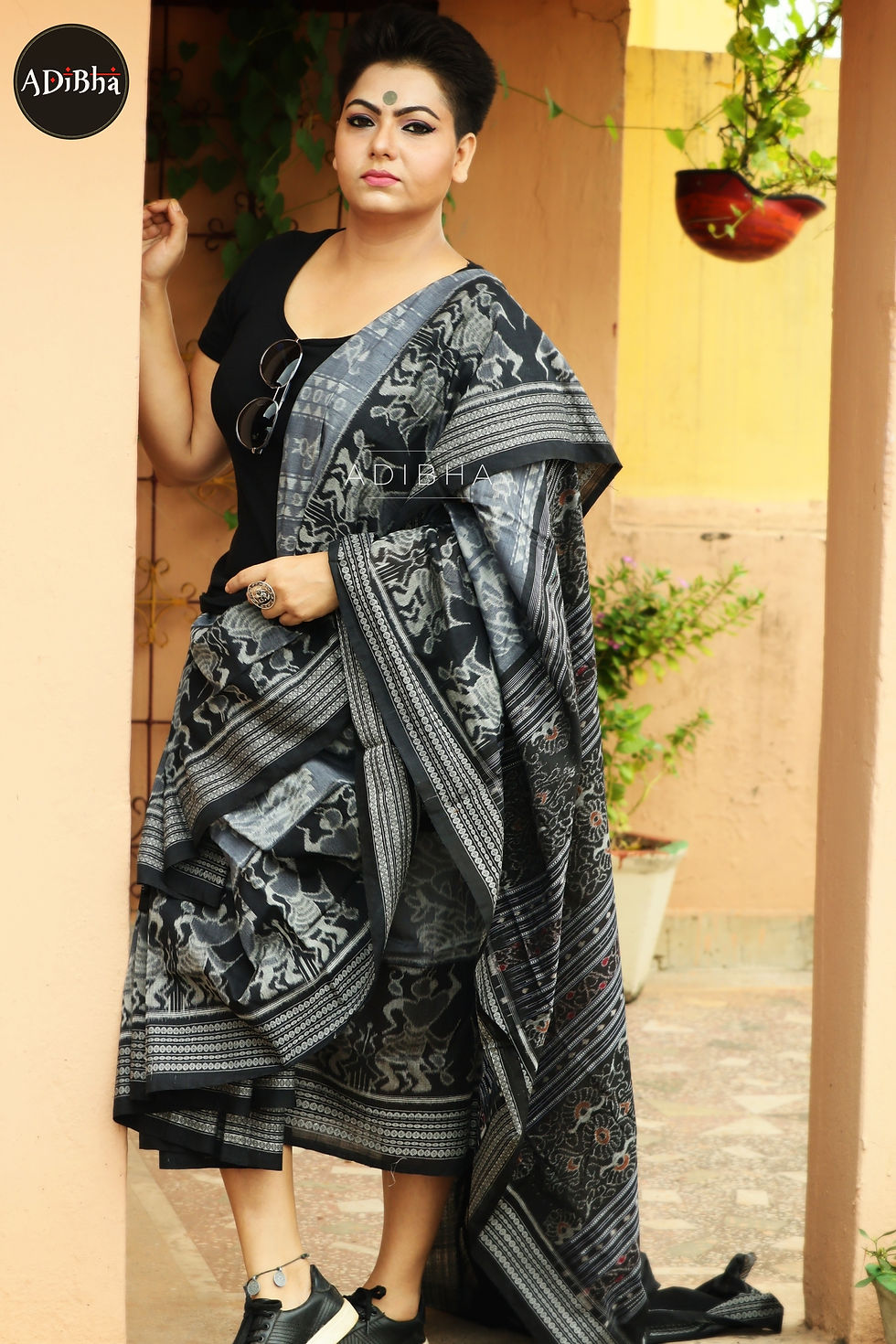 Thumbnail: Gray Tribal Ikat Saree