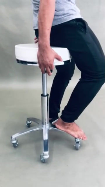 Thumbnail: เก้าอี้สำหรับช่าง