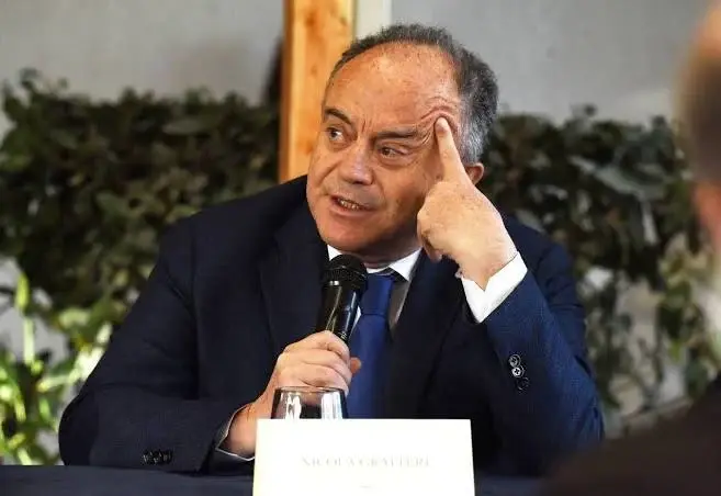 "Gratteri agli studenti: ‘Legalità sì, referendum no. Serve più tecnologia e fondi contro le mafie’"