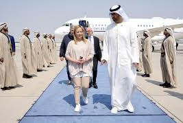 Meloni: “Il governo va avanti, non c’è tempo da perdere”