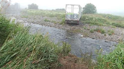 Sortie de route d'un semi-remorque à