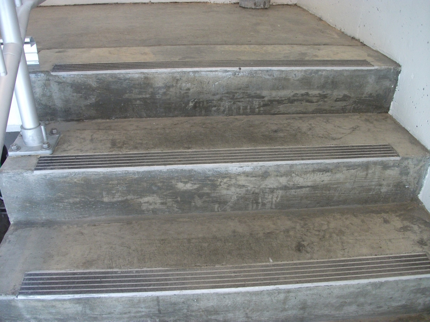 Stair Nosings Grating Systems Inc