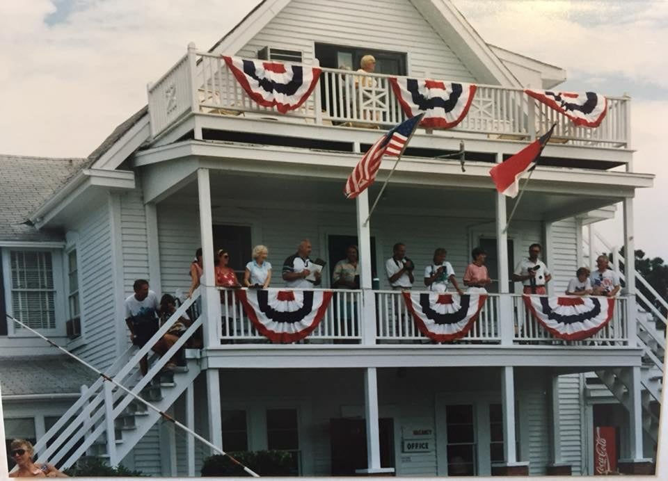 July 4th Inn 1970s_.jpg