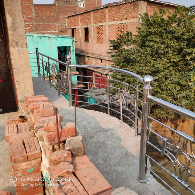 Steel Railing Design | Railing Fabricator In Pune | SS Railing With Glass