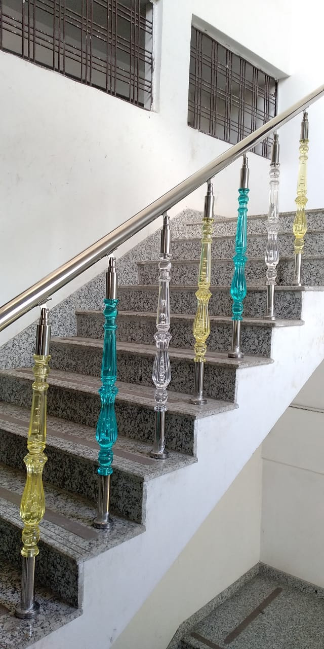 New railing design 2024, Interior steel handrail, Staircase, Get latest ...