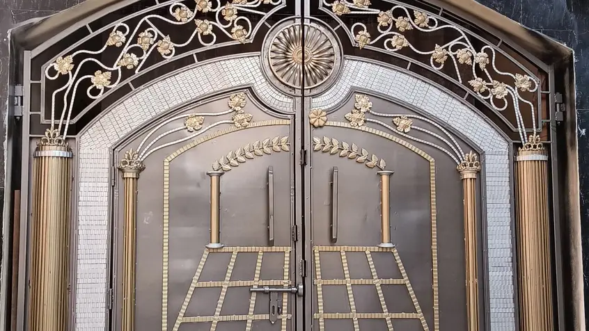 3D design Iron gate doors