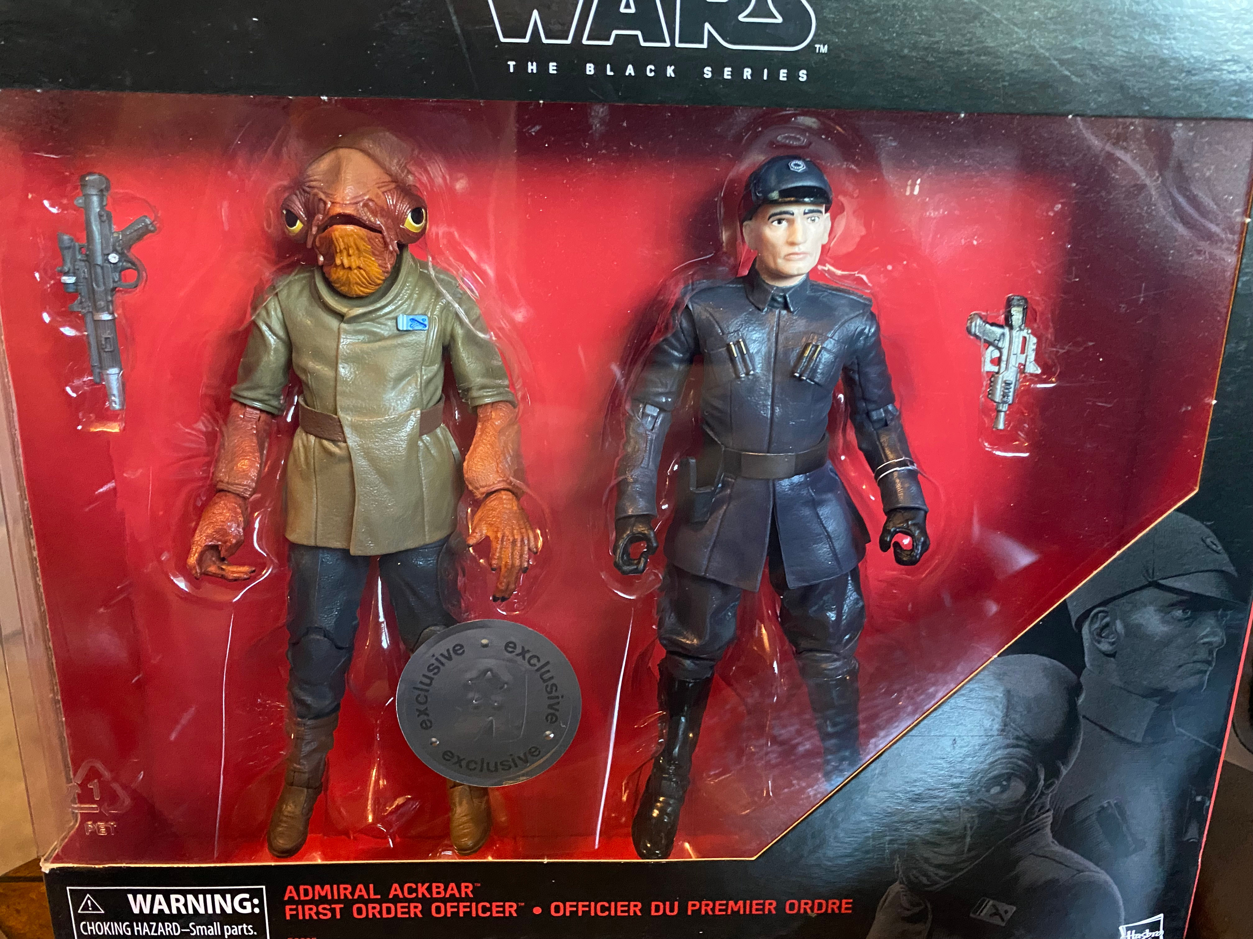 Star Wars Black Series Admiral Ackbar & First Order Officer - 2017