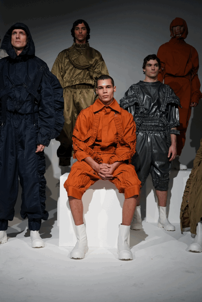 Clarason AW22