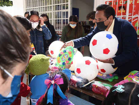 Reconoce Jorge Corichi trabajo cotidiano de las y los maestros de Tlaxcala Capital