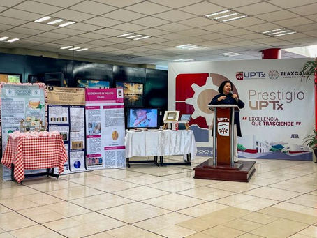 ESTUDIANTES DE INGENIERÍA FINANCIERA DE LA UPTX PRESENTAN PROYECTOS ANTE LÍDERES EMPRESARIALES