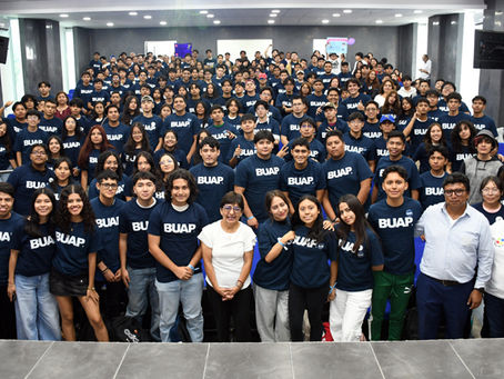 Rectora Lilia Cedillo da la bienvenida a estudiantes de Derecho y Economía