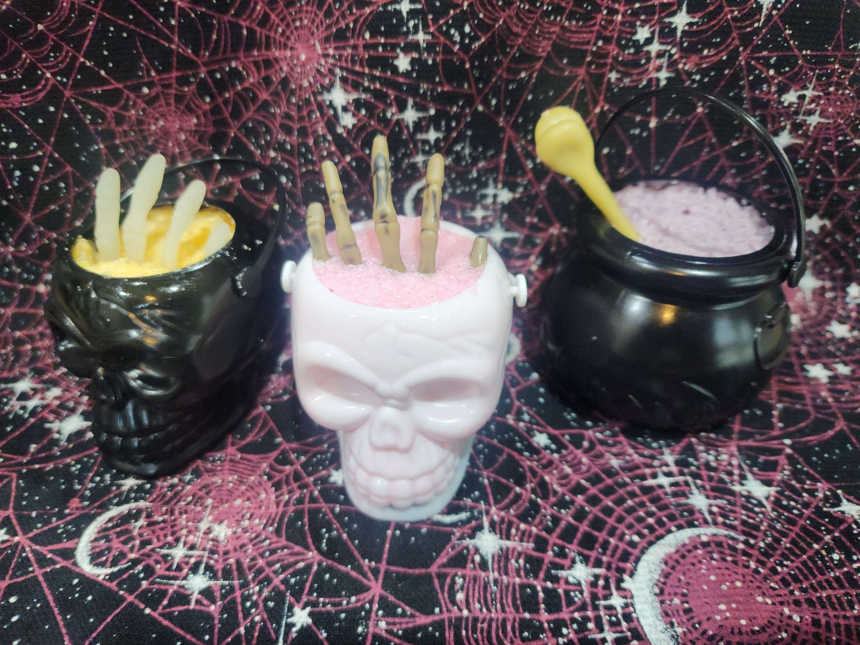 Essential Oil Suprise Bath Bombs