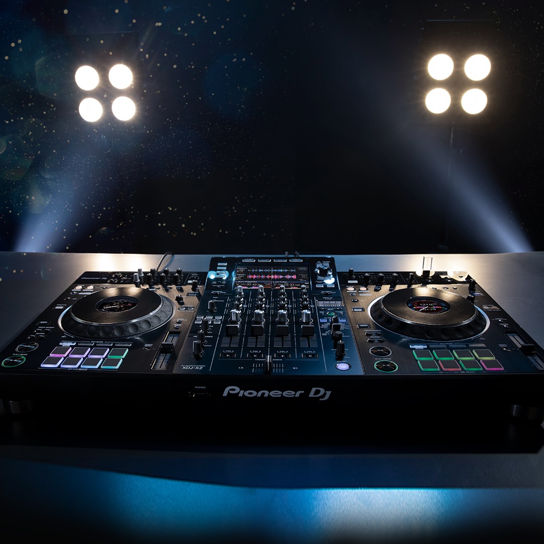 SEA Son éclairage animation - XDJ-XZ signé ALPHATETA