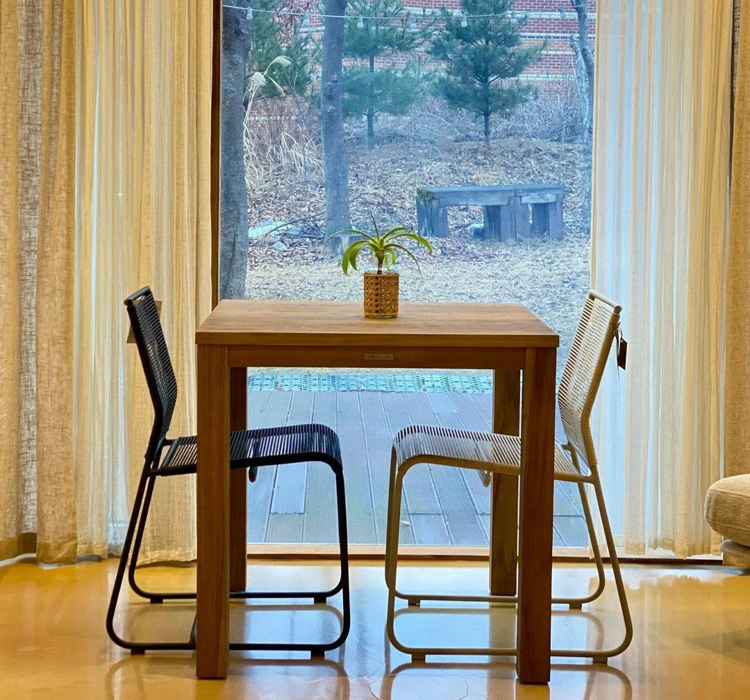 Morisoul - Dinning & chair product banner