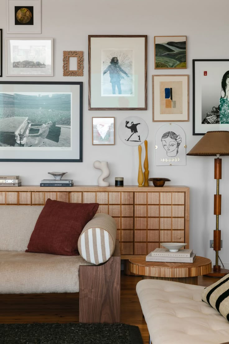 Art wall, living room design
