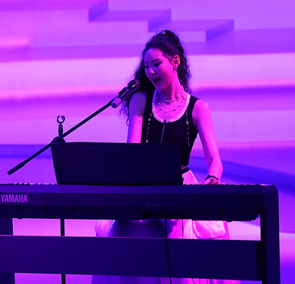 Muz Lee, singer and songwriter from China, Vivaldi International Music Competition, international vocal performance and songwriting award