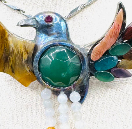 Crafting Nature’s Spirit — Hung Tzu-Han’s Jewelry Design Wins Silver at FADA