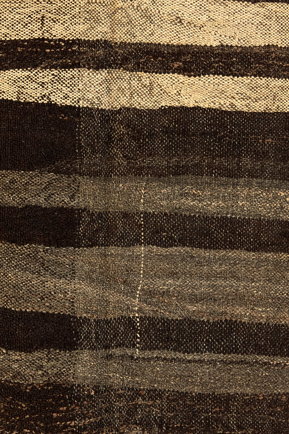 Thumbnail: A large-scale vintage goat hair flatweave kilim from Central Anatolia, Turkey, dating from the 1960s.