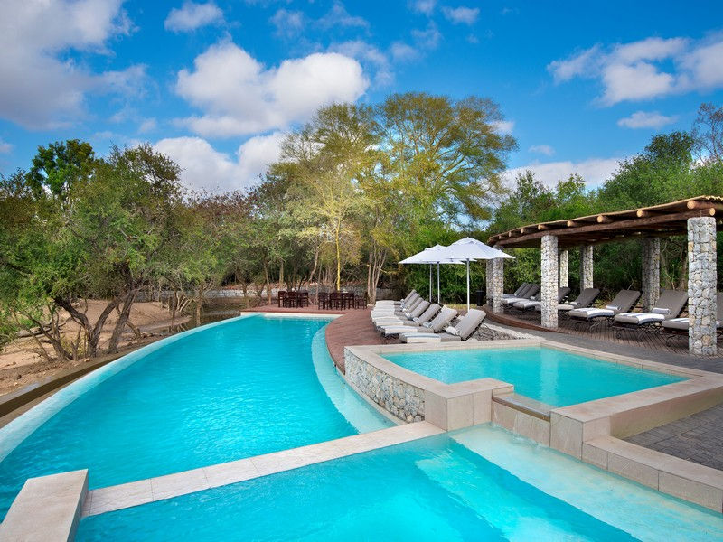 South-Africa-Ngala-Safari-Lodge-swimming-pool _2_-Low-Resolution-Width=3000px.jpg