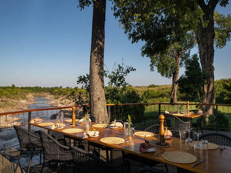 Rekero Safari Camp in The Masai Mara with Safari Ambitions. See the Great Migration here