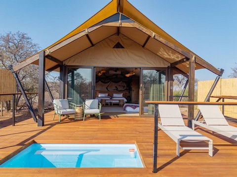 1759742187576tent02.jpg