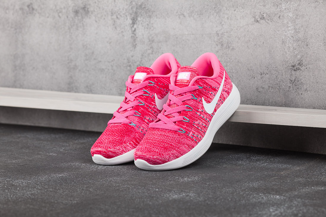 Кроссовки Nike LunarEpic Low Flyknit