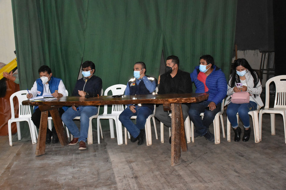 ETORNO SEGURO A LAS CLASES 2022.jpg