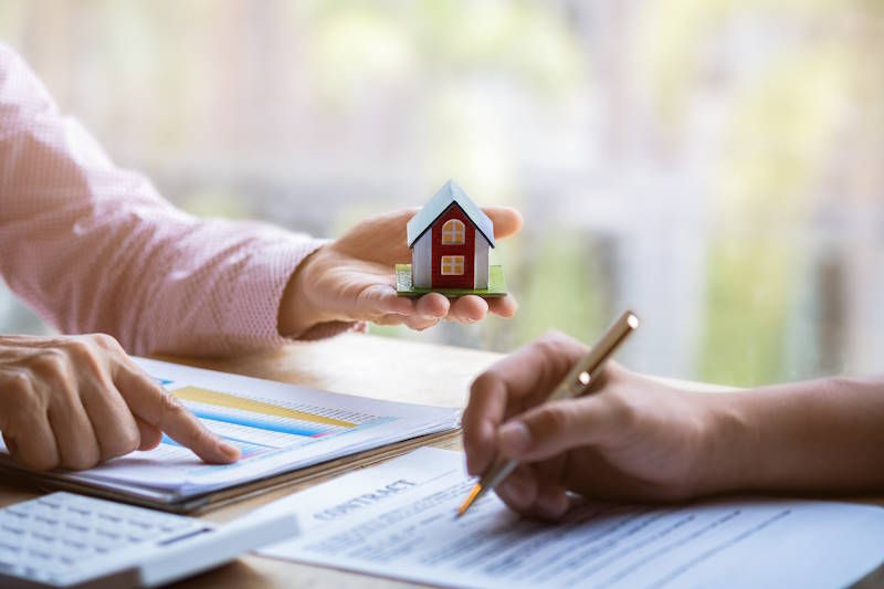 Seller Agent Fee Bracken Ridge Signing