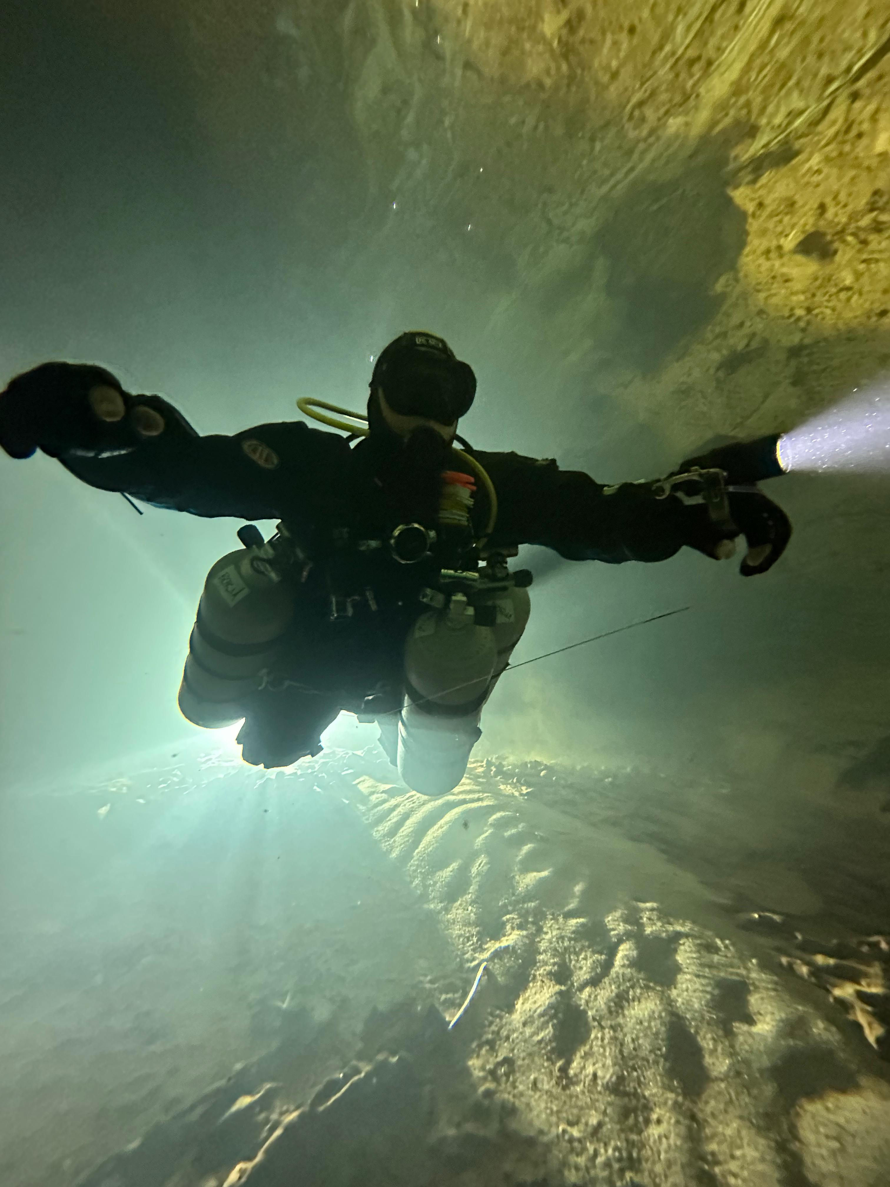Stage & multistage cave dive