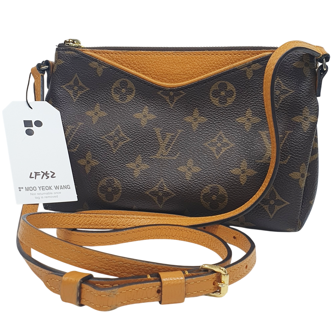 Louis Vuitton Pallas Clutch Uniformes LF752