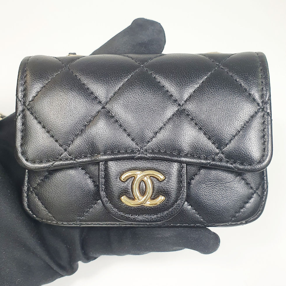 Thumbnail: CHANEL CC Quilted Leather Bow Chain Mini Flap Bag CA011