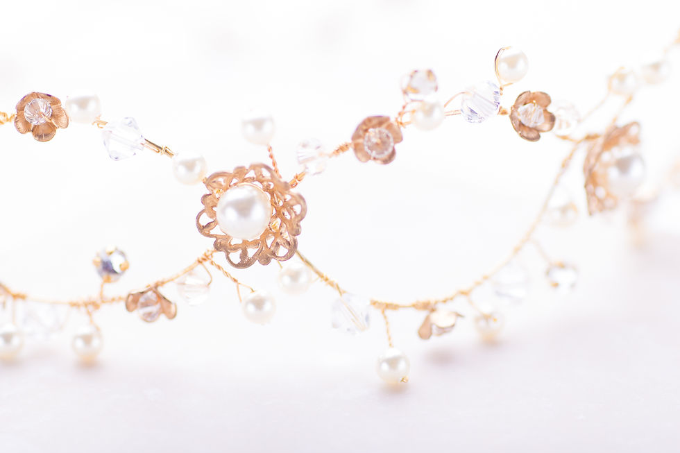 Thumbnail: Isolde Floral Halo