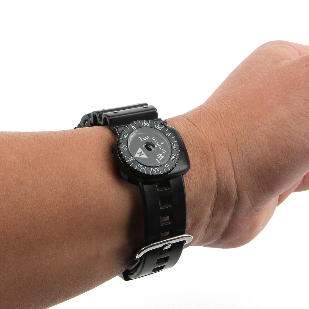 A Wrist Compass for Everyday Carry (That Actually Works!)