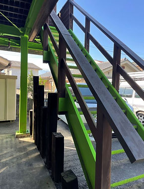 ヘアーアリュールプラス様
階段修繕