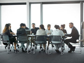 ¿Eres director? Te interesa