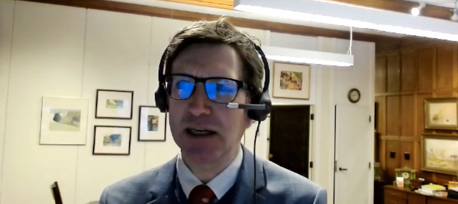 Le Doyen 2_edited.png