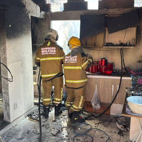 O barato que incendeia caro: mercado irregular de produtos elétricos impulsiona acidentes no Brasil