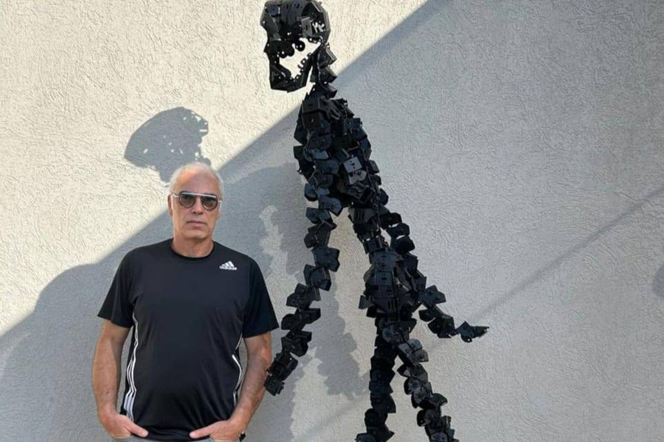 Yoram Guenniche and Wandering