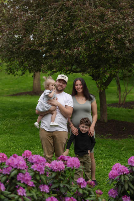 Thumbnail: Family Portrait Photo Session with Alysha Winter for group of 6