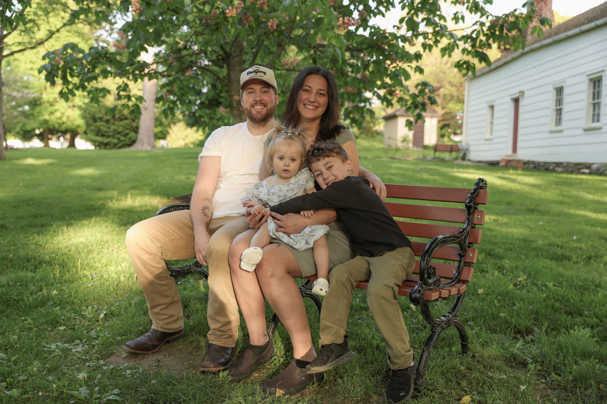 Family Portrait Photo Session with Alysha Winter for group of 6