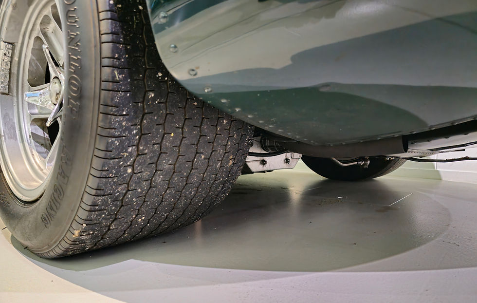 XJ13 - Rear Tyre Tread