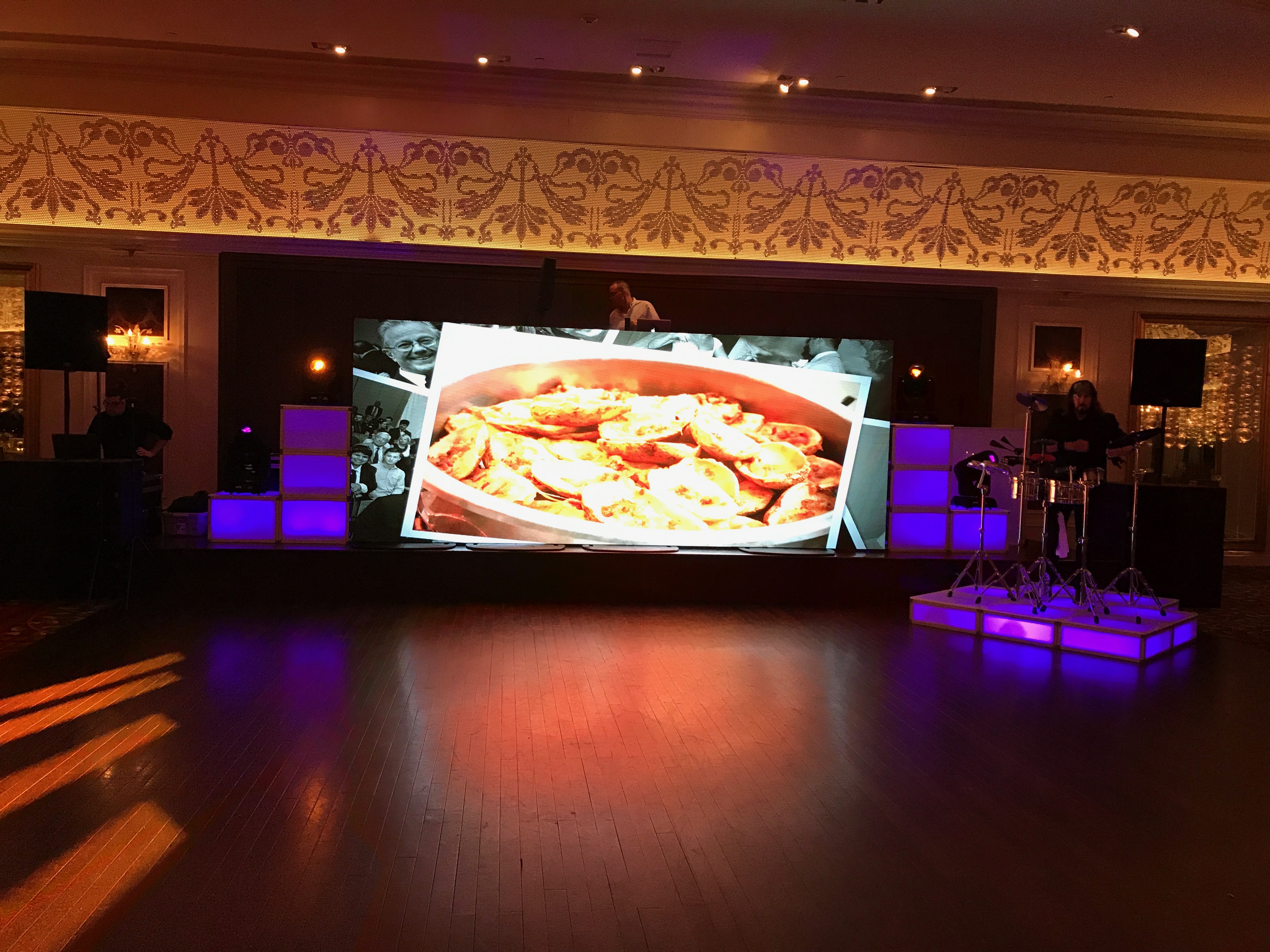 6.5 x 20" Wedding Video Wall