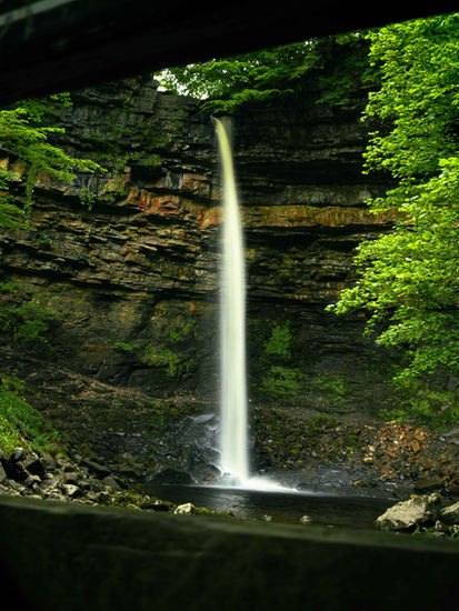 This image shows Hardraw Force flowing with a low exposure, giving it a stunning 'silky' flow.