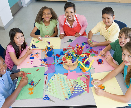 bigstock-Teacher-And-Students-In-Art-Cl-3917340.jpg