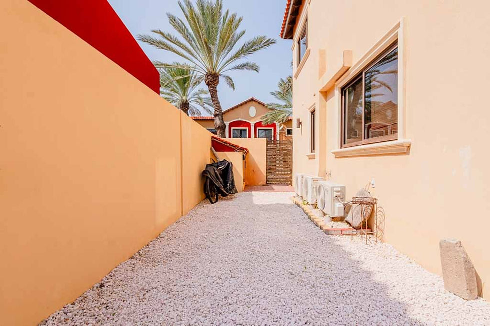 Thumbnail: Gold Coast - 3-Bedroom Villa for Sale