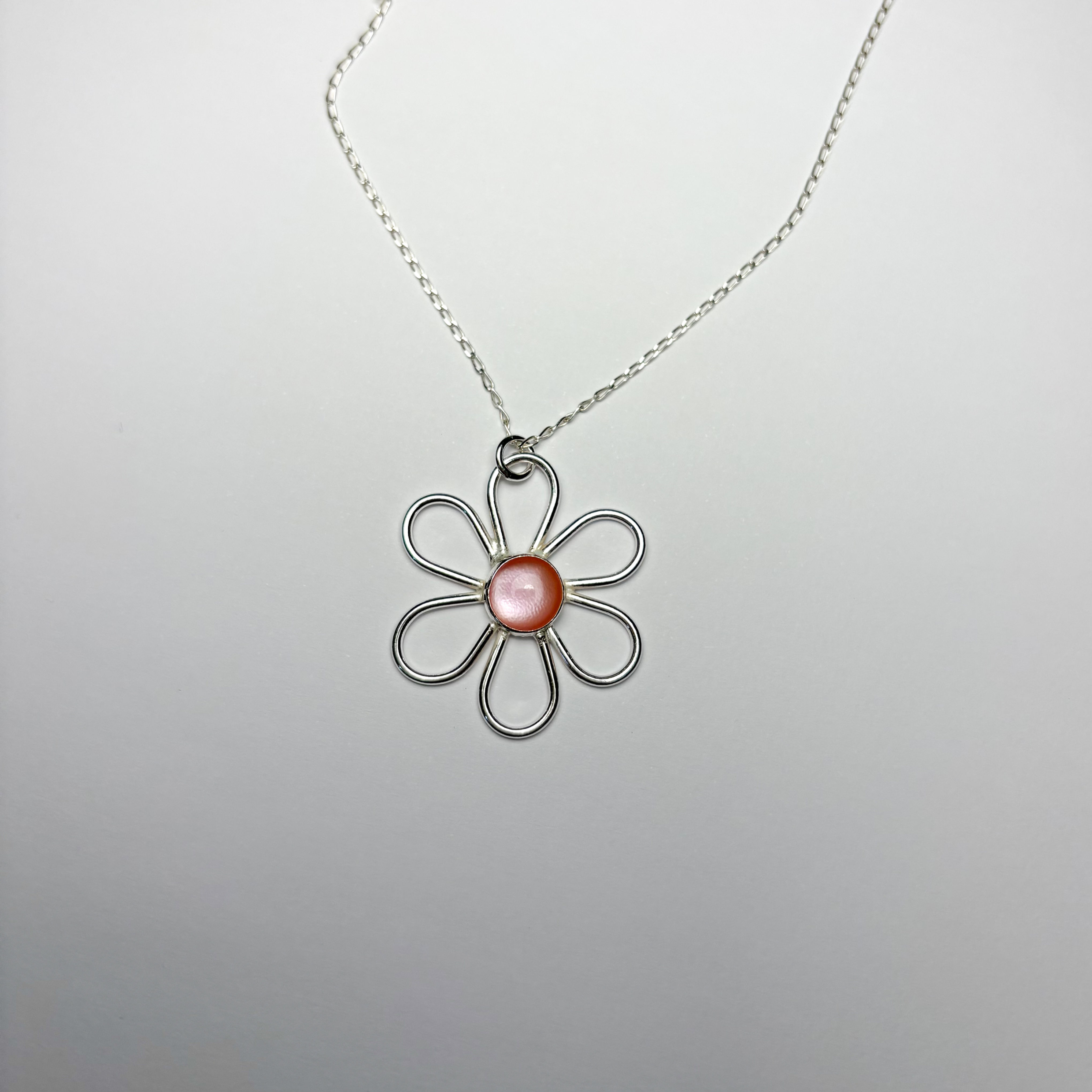 Pink mother of pearl necklace