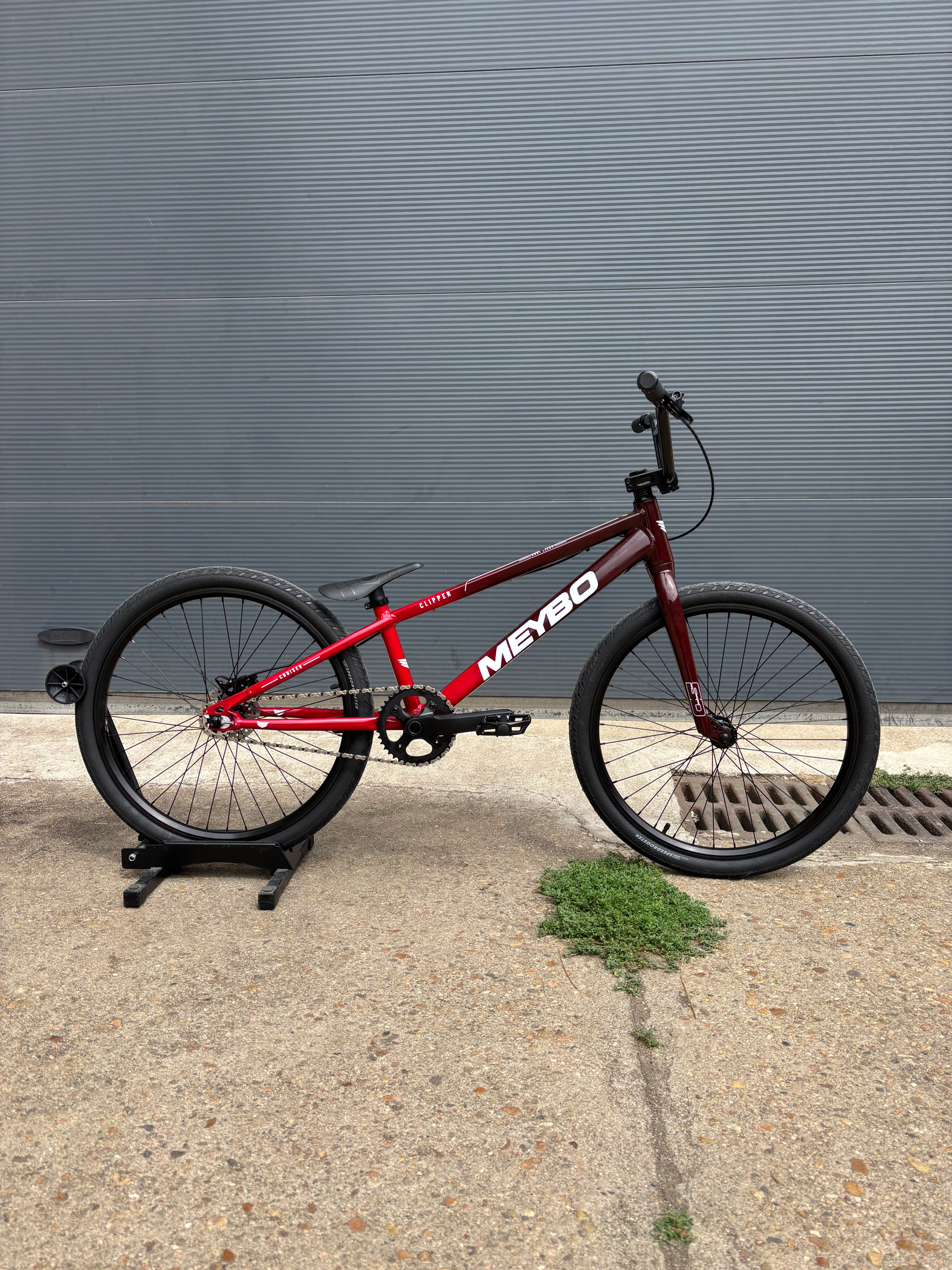 Bmx Meybo Clipper 2025 - Red/Marroon - Cruiser Pro 22"