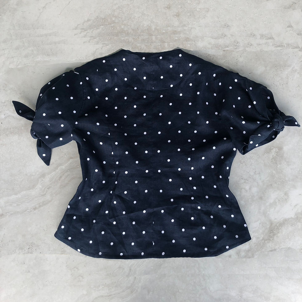 Thumbnail: Fitted linen top with knotted sleeves: Tatum top