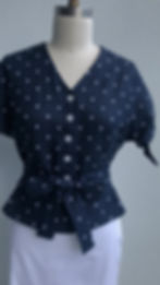 Thumbnail: Fitted linen top with knotted sleeves: Tatum top